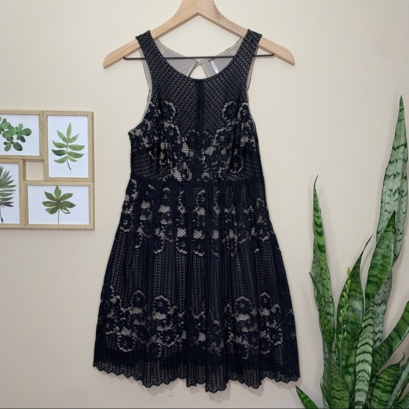 Free People ‘Rocco’ Mini Dress - Picture 2 of 16